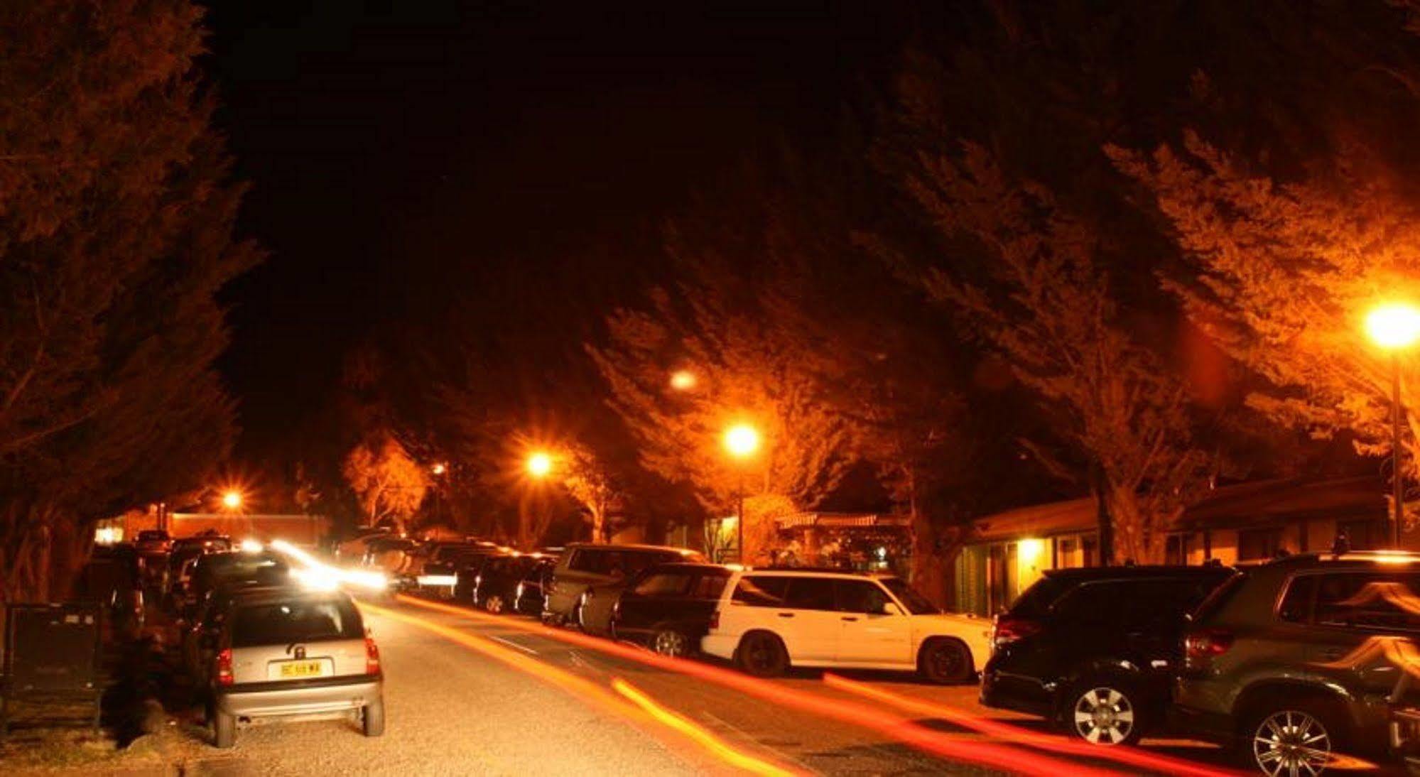 The Station Hotel Jindabyne Buitenkant foto