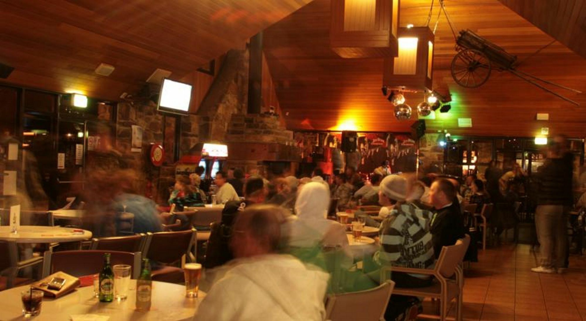 The Station Hotel Jindabyne Buitenkant foto